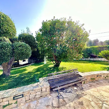 Trullo Il Carrubo * Alberobello