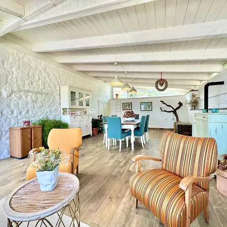 Trullo Il Carrubo Villa