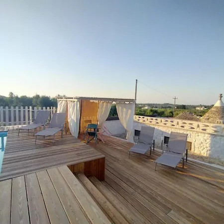 Trullo Il Carrubo Villa