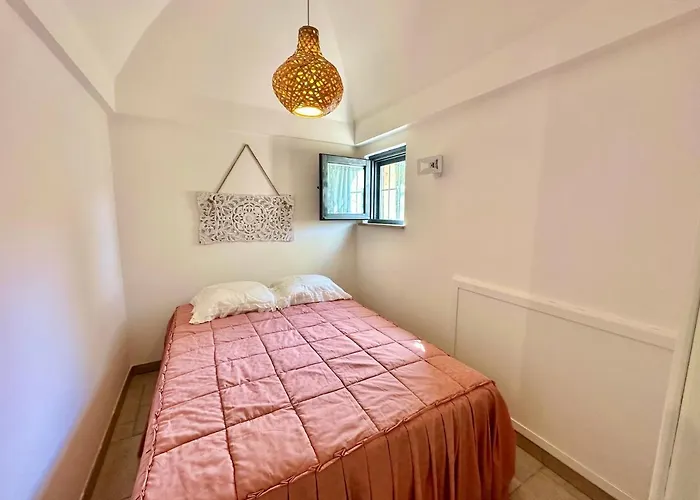 别墅 Trullo Il Carrubo